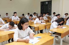 Jóvenes vietnamitas se benefician de oportunidad de ingresar en universidades rusas