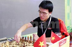 Ajedrecistas de talla mundial compiten en torneo HDBank en Vietnam