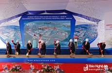 Inician construcción de zona industrial de mil millones de dólares en provincia centrovietnamita