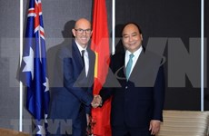 Premier de Vietnam recibe a importantes inversores australianos 