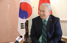 Visita de presidente de Sudcorea creará nuevo impulso para relaciones con Vietnam 