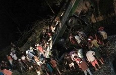 Al menos 19 muertos en accidente de autobús en Filipinas