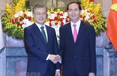 Korea Times resalta significado de la visita del presidente Moon Jae- in a Vietnam