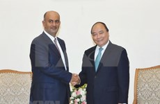 Vietnam crea condiciones favorables para empresas de Omán, afirma premier 