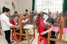 Vietnam impulsa acceso a la educación para discapacitados