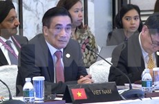 ASEAN por garantizar crecimiento económico sostenible y estabilidad financiera