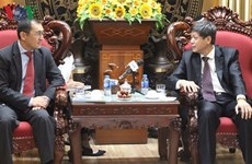 Vietnam y Kazajistán fortalecen cooperación en periodismo