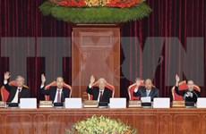 Comité Central del Partido Comunista de Vietnam concluye su VII pleno