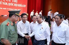 Premier vietnamita dialoga con votantes de ciudad de Hai Phong 