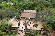 Turistas extranjeros deben respetar la ley vietnamita, afirma Administración