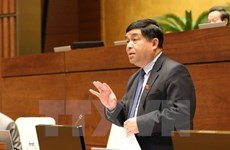 Ministros vietnamitas aclaran ante el Parlamento asuntos de interés del electorado