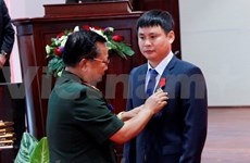Laos entrega Orden de Trabajo a empresa mixta con Vietnam