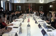 Vietnam y Reino Unido comprometidos a promover comercio bilateral