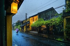 Excursión por Hoi An en un día de lluvia  