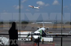 Indonesia reabre aeropuerto de Bali cerrado temporalmente por la erupción del volcan Agung