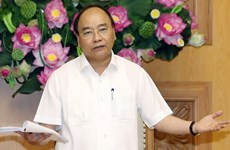 Premier vietnamita pide  nueva mentalidad para renovar modelo de crecimiento
