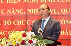 Premier de Vietnam pide a la policía fortalecer ética de funcionarios  