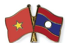 Vietnam y Laos por impulsar lazos de fraternidad