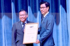 Primera universidad de Vietnam recibe cuatro estrellas de estándar internacional