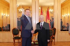 Máximo dirigente político de Vietnam sostiene encuentro con ejecutivos de Gazprom y Zarubezhneft