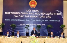Premier de Vietnam reitera respaldo a inversión de grupos extranjeros