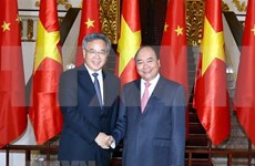 Premier vietnamita y subjefe del gobierno chino debaten medidas para agilizar lazos bilaterales 