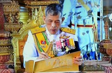 Rey tailandés aprueba leyes relacionadas con elecciones