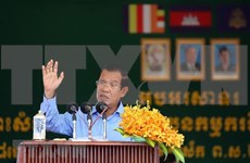 Rey camboyano nombra a asesores y asistentes para Premier