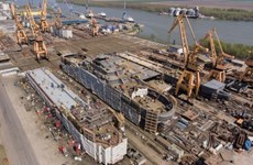 Fábrica de construcción naval de Rumania contrata trabajadores vietnamitas