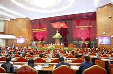 Comité Central del Partido Comunista de Vietnam analiza situación socioeconómica