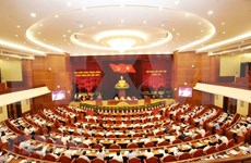 Comité Central del Partido Comunista de Vietnam presenta propuestas para desarrollo socioeconómico  
