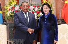 Tanzania es un socio africano prioritario de Vietnam, destaca presidenta interina