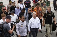 Dirigentes de ONU y BM visitan a zonas afectadas por terremotos y tsunami en Indonesia