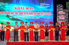Efectúan feria comercial en provincia vietnamita para promover el uso de productos nacionales 
