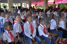 Inauguran nuevo año académico en escuela primaria para vietnamitas residentes en Camboya
