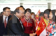  Premier vietnamita inaugura semana de productos vietnamitas en Singapur