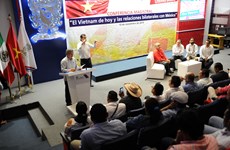 Intelectuales mexicanos admiran el desarrollo de Vietnam