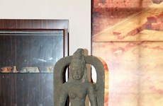 Exhiben primera estatua de la diosa Saraswati encontrada en Vietnam