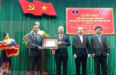 Provincia vietnamita de Thua Thien- Hue distinguida con la Orden de Trabajo de Laos