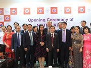 Vietnam y Corea del Sur cooperan en investigación de medicina tradicional