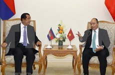 Premieres de Vietnam y Camboya reiteran compromisos de profundizar nexos 