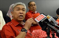 Malasia: Presidente de UMNO renuncia tras presión de su propio partido