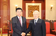 Máximo dirigente vietnamita propone mayor cooperación para promover nexos con Laos 