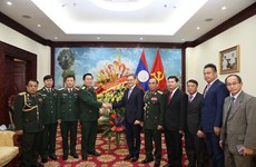 Felicita Vietnam al Ejército Popular de Laos por el 70 aniversario de su fundación