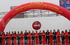 Premier de Vietnam asistió a inauguración de importante obra vial 
