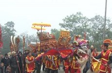 Celebran festival en honor al santo Tan Vien en Hanoi