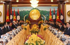 Vietnam y Laos acordaron fortalecer nexos de amistad y solidaridad especial