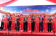 Vicepremier vietnamita inaugura complejo de energía solar en Dak Lak