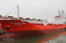 Entrega Vietnam buque petrolero de seis mil 500 toneladas de capacidad a Corea del Sur
