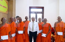 Felicita premier vietnamita a seguidores budistas khmeres por fiesta de año nuevo